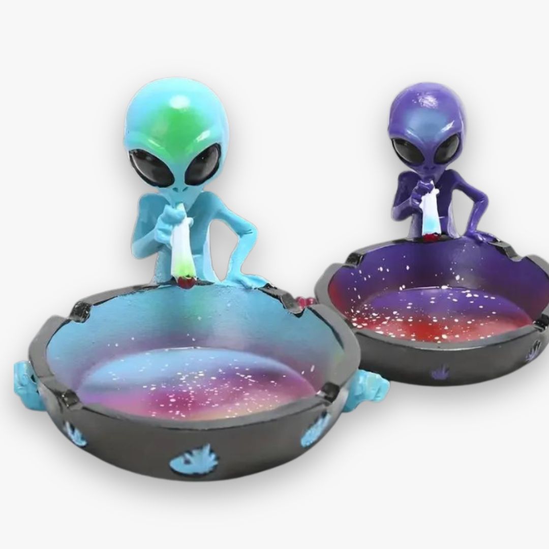 SMOKING ALIEN INTERGALATIC ASHTRAY